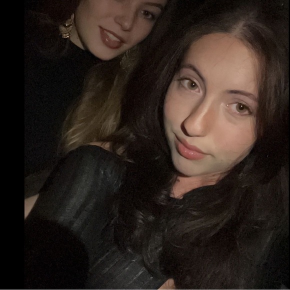 Meet your Posher, Natalie - Picture 1 of 1